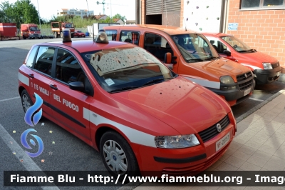 Fiat Stilo II serie
Vigili del Fuoco
Comando Provinciale di Rimini
VF 23757
Parole chiave: Fiat Stilo_IIserie VF23757