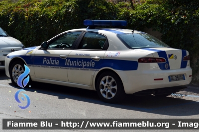 Alfa Romeo 159
Polizia Municipale
Parma

Parole chiave: Alfa_Romeo 159 Le_Giornate_della_Polizia_Locale_2018