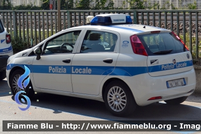 Fiat Grande Punto
Polizia Locale
Cesena (FC)
Parole chiave: Fiat Grande_Punto Le_Giornate_della_Polizia_Locale_2018