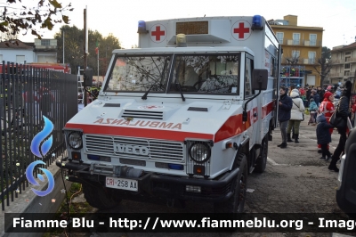 Iveco VM90
Croce Rossa Italiana
Comitato Locale di Riccione
CRI 258 AA
Parole chiave: Iveco VM90 CRI258AA