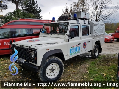 Land Rover Defender 130
Protezione Civile
Provincia di Rimini
RN 15
Parole chiave: Land_Rover Defender_130