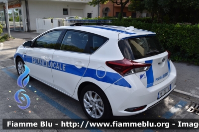 Toyota Auris Hybrid
Polizia Locale
Medio Friuli
Allestimento Ciabilli
Parole chiave: Toyota Auris_Hybrid POLIZIALOCALEYA002AN Le_Giornate_della_Polizia_Locale_2019