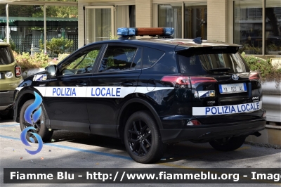Toyota RAV4 V serie Hybrid
Polizia Locale 
Vittorio Veneto (TV)
POLIZIA LOCALE YA 820 AL
Parole chiave: Toyota RAV4_Vserie_Hybrid POLIZIALOCALEYA820AL Le_Giornate_della_Polizia_Locale_2019