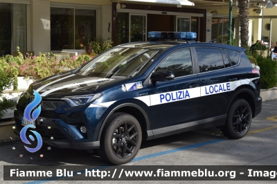 Toyota RAV4 V serie Hybrid
Polizia Locale 
Vittorio Veneto (TV)
POLIZIA LOCALE YA 820 AL
Parole chiave: Toyota RAV4_Vserie_Hybrid POLIZIALOCALEYA820AL Le_Giornate_della_Polizia_Locale_2019
