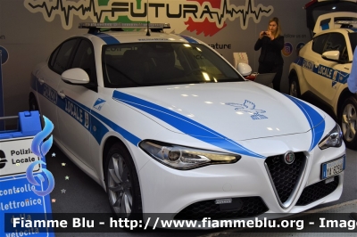 Alfa Romeo Nuova Giulia
Polizia Locale
Udine
Allestimento Futura Veicoli Speciali
Parole chiave: Alfa_Romeo Nuova_Giulia Le_Giornate_della_Polizia_Locale_2019