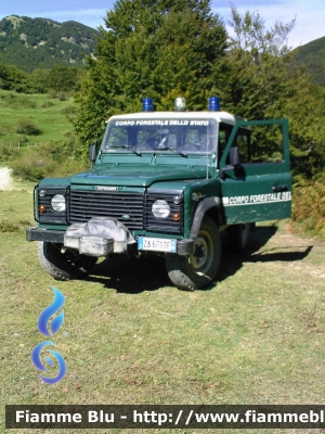 Land Rover Defender 90
Corpo Forestale dello Stato
Veicolo donato dalla Regione Liguria
Parole chiave: Land_Rover / Defender_90 / Corpo_Forestale / Liguria