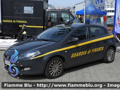 Fiat Nuova Bravo
Guardia di Finanza
 GdiF 454 BF 
Parole chiave: Fiat / Nuova_Bravo / GdiF454BF