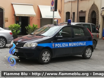 Fiat Punto III serie
Polizia Municipale Città di castello (PG)
Parole chiave: Fiat / Punto_IIIserie