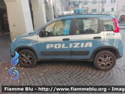 Fiat Nuova Panda 4x4 II serie
Polizia di Stato 
Mezzo per impieghi generici - Questura di Grosseto
POLIZIA H9551
*Festa della Polizia 2017 Grosseto*
Parole chiave: Fiat Nuova_Panda_4x4_IIserie POLIZIAH9551