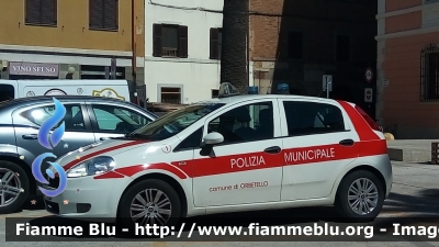 Fiat Grande Punto
Polizia Municipale Orbetello (GR)
Codice automezzo: 1
Automezzo con targa civile
DZ 742 JW
Parole chiave: Fiat Grande_Punto