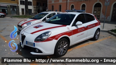 Alfa Romeo Nuova Giulietta restyle
Polizia Municipale Orbetello (GR)
Codice automezzo: 9
POLIZIA LOCALE YA 318 AF
Parole chiave: Alfa-Romeo Nuova Giulietta_restyle