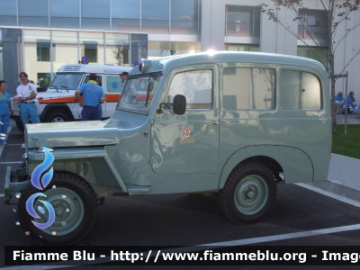 Jeep Willys
Misericordia di Prato
Ambulanza storica
Parole chiave: Jeep Willys
