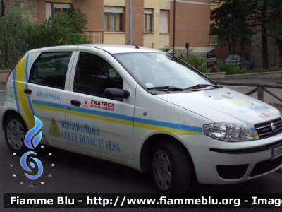 Fiat Punto III serie
Misericordia Colle val d'Elsa (SI)
Auto dismessa
Parole chiave: Fiat Punto_IIIserie
