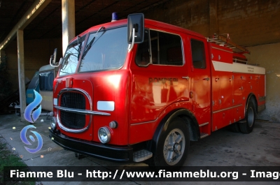 Fiat 662N 
Servizio Antincendio Stabilimento Fincantieri di Monfalcone (GO) ex Italcantieri
Veicolo restaurato non più in servizio 
Attualmente dotato di impianto per spillaggio birra
Parole chiave: Fiat 662N