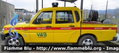 Mahindra Goa Pick-Up
VAB Toscana
Sezione di Vinci (FI)
codice automezzo: 96
modulo A.I.B. 600lt (scarrabile)
Parole chiave: Mahindra Goa_Pick-Up