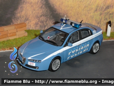 Alfa Romeo 159 
Polizia di Stato
Squadra volante
Versione bilingue
Modello in scala 1/43
