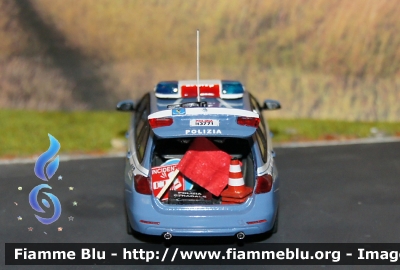 BMW f31 
Polizia di Stato
Polizia Stradale
Autostrade per l' Italia
modello in scala 1/43
