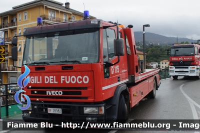 Iveco EuroCargo 120E23 I serie
Vigili del Fuoco
Comando provinciale di Genova
VF 26982
Parole chiave: Iveco EuroCargo_120E23_Iserie VF26982