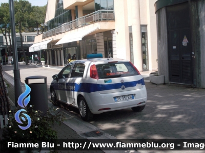 Fiat Grande Punto
Polizia Municipale Riccione (RN)

Parole chiave: Fiat Grande_Punto