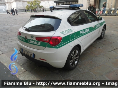 Alfa Romeo Nuova Giulietta
Polizia Locale Milano
POLIZIA LOCALE YA754AM
Decorazione Grafica Artlantis
