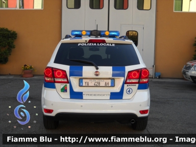 Fiat Freemont
Polizia Locale Sulmona (AQ)
Allestimento Bertazzoni
POLIZIA LOCALE YA 428 AH
Parole chiave: Fiat Freemont POLIZALOCALEYA428AH