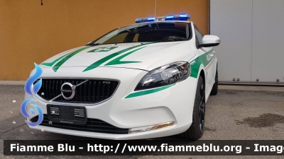 Volvo V40
Polizia Locale
Marcallo con Casone e Mesero
Allestimento Bertazzoni
POLIZIA LOCALE YA 172 AF
Parole chiave: Volvo V40 POLIZIALOCALEYA172AF