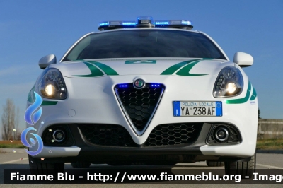 Alfa Romeo Nuova Giulietta restyle
Polizia Locale
Unione Isola Mantovana (MN)
Allestimento "Pi-Elle" Bertazzoni
POLIZIA LOCALE YA 238 AF
Parole chiave: Alfa_Romeo Nuova_Giulietta_restyle POLIZIALOCALEYA238AF
