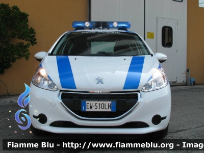 Peugeot 208
Polizia Municipale 
Comune di San Vito Lo Capo (TP)
Allestimento Bertazzoni
Parole chiave: Peugeot 208