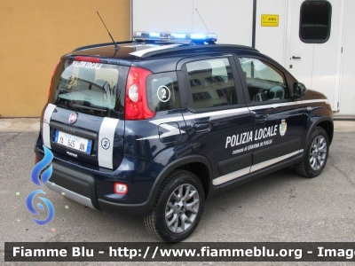 Fiat Nuova Panda 4x4 II serie
Polizia Locale 
Gravina in Puglia
ALlestimento Bertazzoni
POLIZIA LOCALE YA 645 AN
Parole chiave: Fiat Nuova_Panda_4x4_IIserie POLIZIALOCALEYA645AN