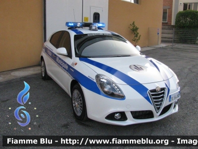 Alfa Romeo Giulietta
Polizia Municipale Unione Terre di Castelli (MO)
Allestimento Bertazzoni
POLIZIA LOCALE YA 564 AN
Parole chiave: Alfa-Romeo Giulietta POLIZIALOCALEYA564AN