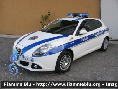 Alfa Romeo Giulietta
Polizia Municipale Unione Terre di Castelli (MO)
Allestimento Bertazzoni
POLIZIA LOCALE YA 564 AN
Parole chiave: Alfa-Romeo Giulietta POLIZIALOCALEYA564AN