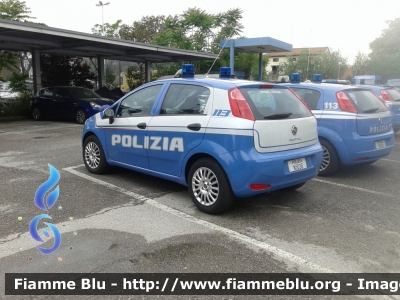 Fiat Punto VI serie
Polizia di Stato
POLIZIA N5036
Parole chiave: Fiat Punto_VIserie POLIZIAN5036