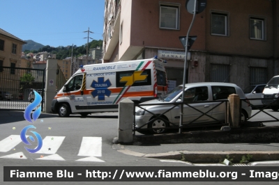Fiat Ducato X250
Pubblica Assistenza Croce Oro Sampierdarena (Ge)
Parole chiave: Fiat Ducato_X250 Ambulanza