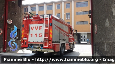 Volvo FL 290 IV serie
Vigili del Fuoco
Comando Provinciale di Milano
AutoPompaSerbatoio
Allestimento BAI
VF 27276
Parole chiave: Volvo FL_290_IVserie VF27276