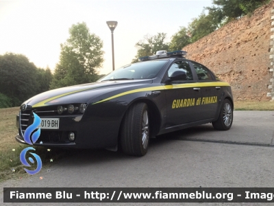 Alfa Romeo 159
Guardia di Finanza
GdiF 019 BH
Parole chiave: Alfa-Romeo 159 GdiF019BH