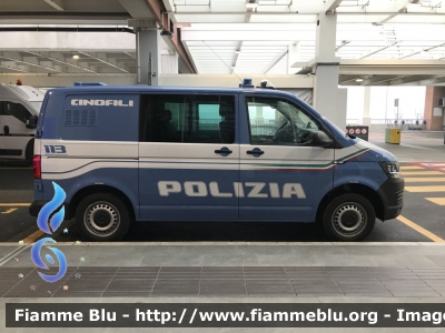 Volkswagen Transporter T6
Polizia di Stato
Unita' Cinofile
Allestimento BAI
POLIZIA M4438
Parole chiave: Volkswagen Transporter_T6 POLIZIAM4438