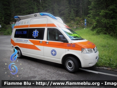 Volkswagen Transporter T5
Croce Bianca Canazei (TN)
Allestimento Ambulanz Mobile
Parole chiave: Volkswagen Transporter_T5 Ambulanza