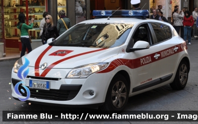 Renault Megane III serie
Polizia Municipale Firenze
POLIZIA LOCALE YA 003 AG 
CODICE AUTOMEZZO: 42
Parole chiave: Renault_Megane_III_serie