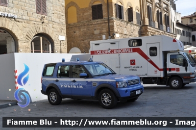 Mitsubishi Canter
Polizia Municipale Firenze
Reparto a cavallo
Trasporto cavalli
Parole chiave: Reparto_a_cavallo