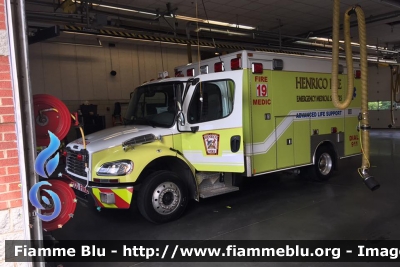 Freightliner FL60 
United States of America - Stati Uniti d'America
Henrico County VA Fire and Rescue 
