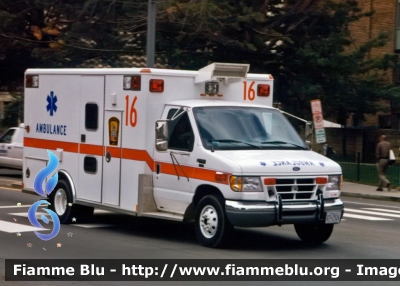 Ford Ecoline
United States of America - Stati Uniti d'America
District of Columbia Fire and EMS
Parole chiave: Ambulance Ambulanza