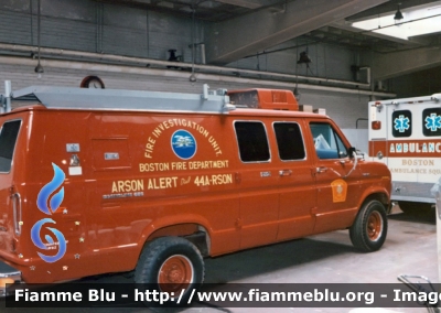 Ford ?
United States of America - Stati Uniti d'America
Boston MA Fire Department
Fire Investigation Unit
