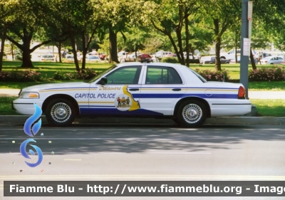 Ford Crown Victoria 
United States of America - Stati Uniti d'America
Delaware Capitol Police
