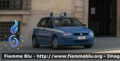 Fiat Stilo II serie
Polizia di Stato
POLIZIA F1871
Parole chiave: Fiat Stilo_IIserie POLIZIAF1871