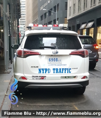 Toyota Rav4 IV serie
United States of America - Stati Uniti d'America
New York Police Department (NYPD)
Traffic Enforcement Queens
Parole chiave: Toyota Rav4_IVserie