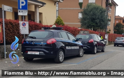 Fiat Nuova Bravo
Polizia Penitenziaria
Autovettura Utilizzata dal Nucleo Radiomobile per i Servizi Istituzionali
POLIZIA PENITENZIARIA 618 AE
Parole chiave: Fiat Nuova_Bravo POLIZIAPENITENZIARIA618AE