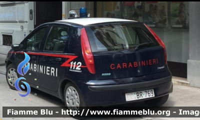 Fiat Punto II serie
Carabinieri
CC BR 769
Parole chiave: Fiat Punto_IIserie CCBR769