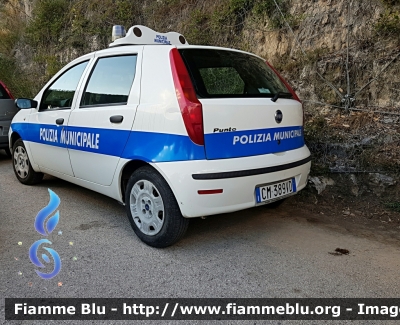 Fiat Punto II serie Restyling
Polizia Municipale di Greccio (RI)
Parole chiave: Fiat Punto_IIserie / Restyling