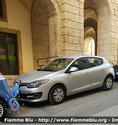 Renault Megane III serie restyle
Polizia di Stato
Parole chiave: Renault Megane_IIIserie_restyle Festa_della_Repubblica_2018