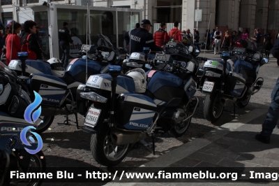Bmw R1200RT II serie
Polizia di Stato
Polizia Stradale
POLIZIA G2665
In scorta al Giro d'Italia 2019
Parole chiave: Bmw R1200RT_IIserie POLIZIAG2665 Giro_d_Italia_2019